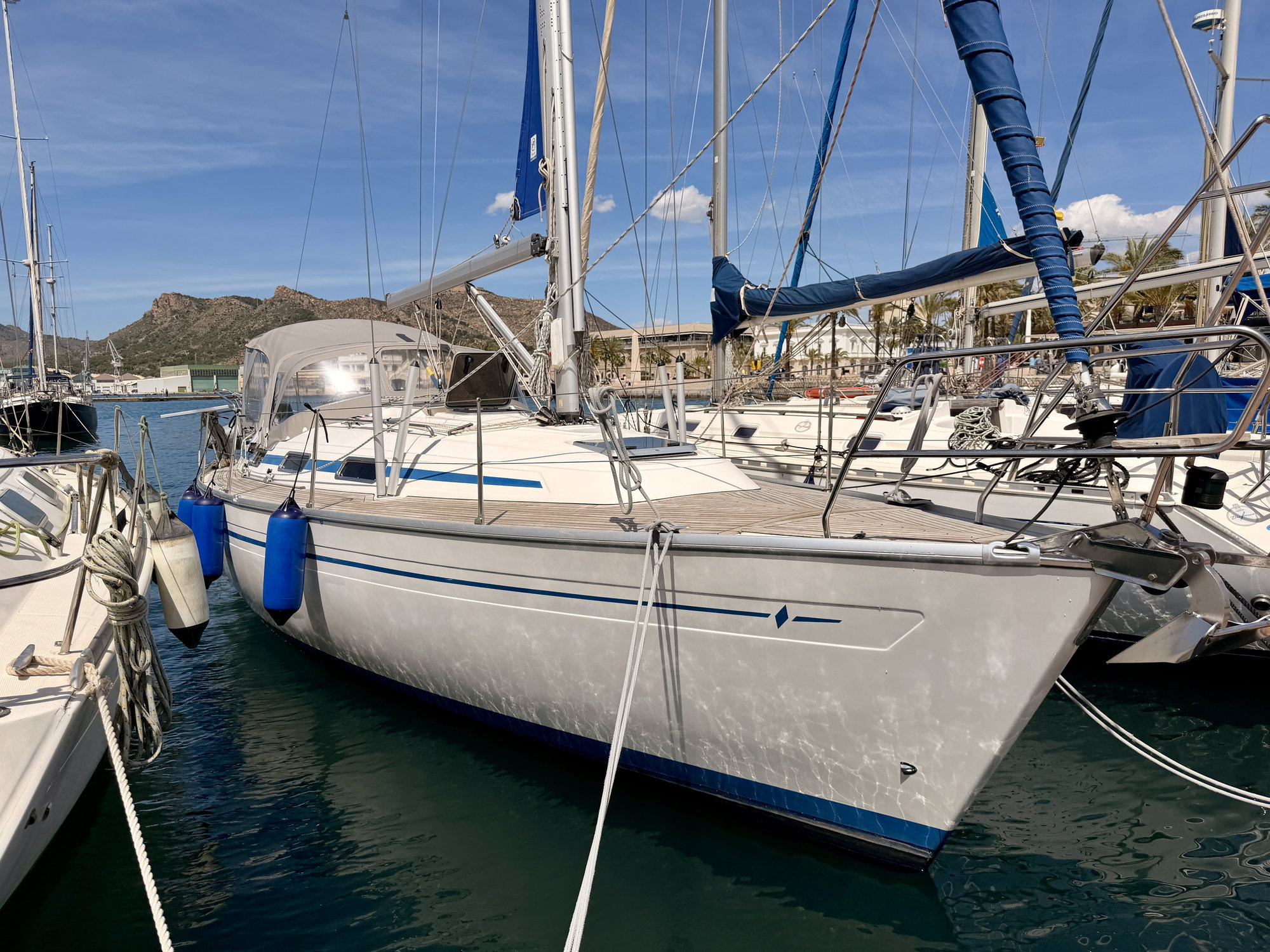 1999 Bavaria 37